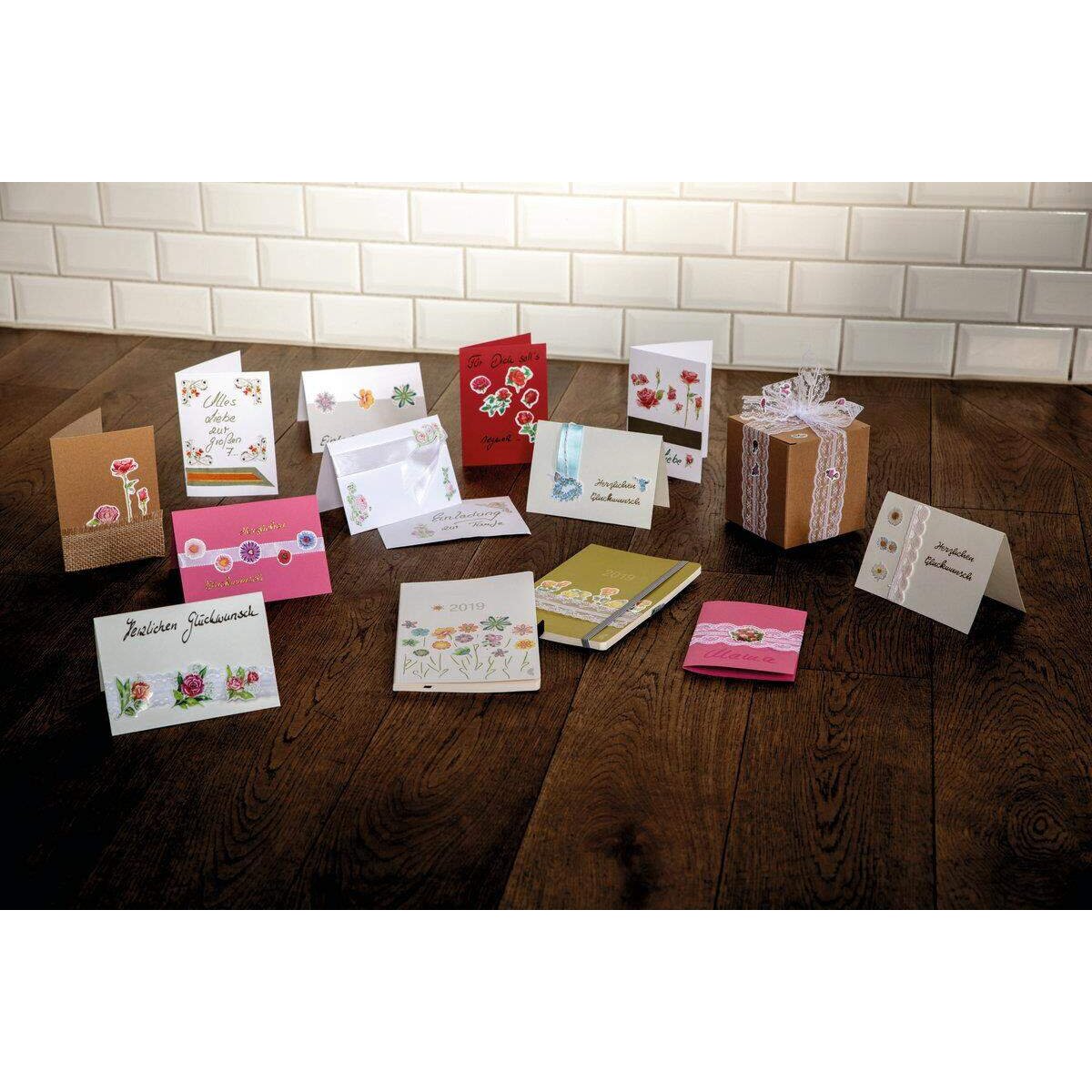 Avery Zweckform Z-Design Deko Sticker, Rosen, 2 Bogen/18 Sticker