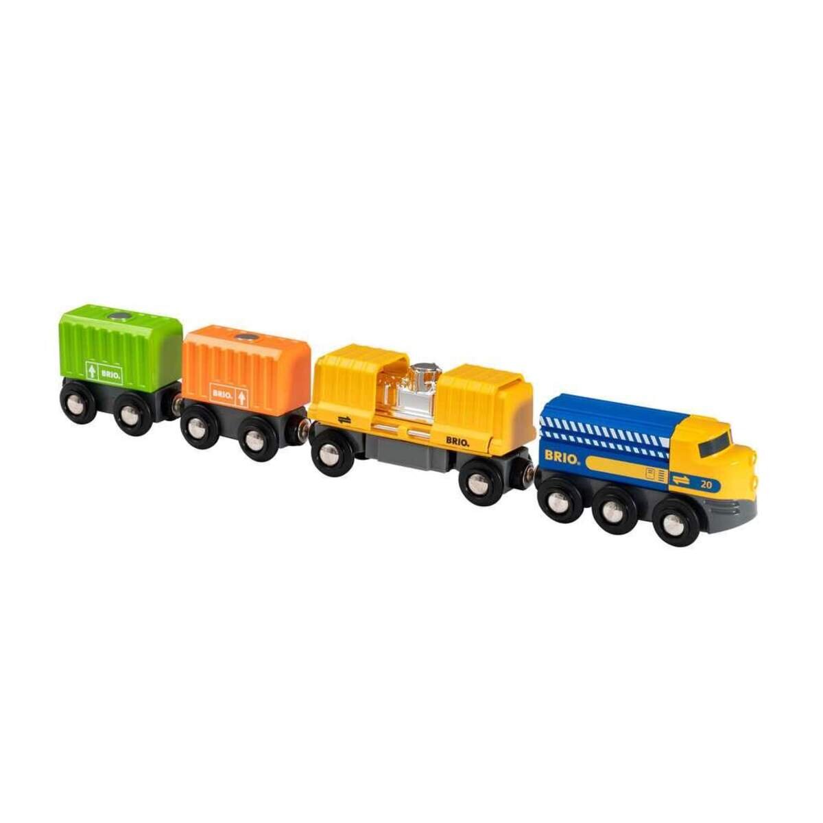 brio-gueterzug-mit-drei-waggons-572477CF2.jpg
