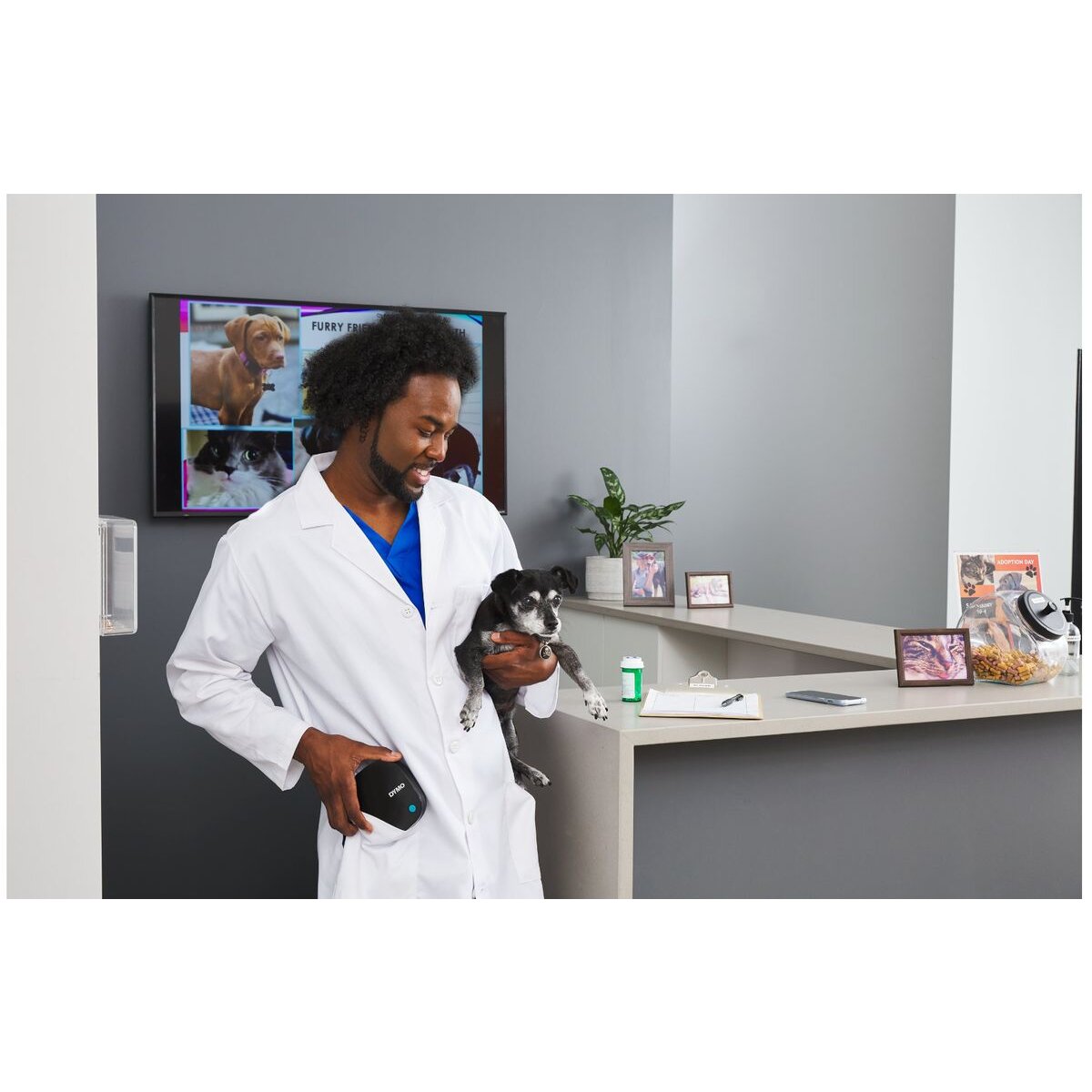 dymo-letratag-200b-bluetooth-beschriftungsgeraet-7C80334813.jpg