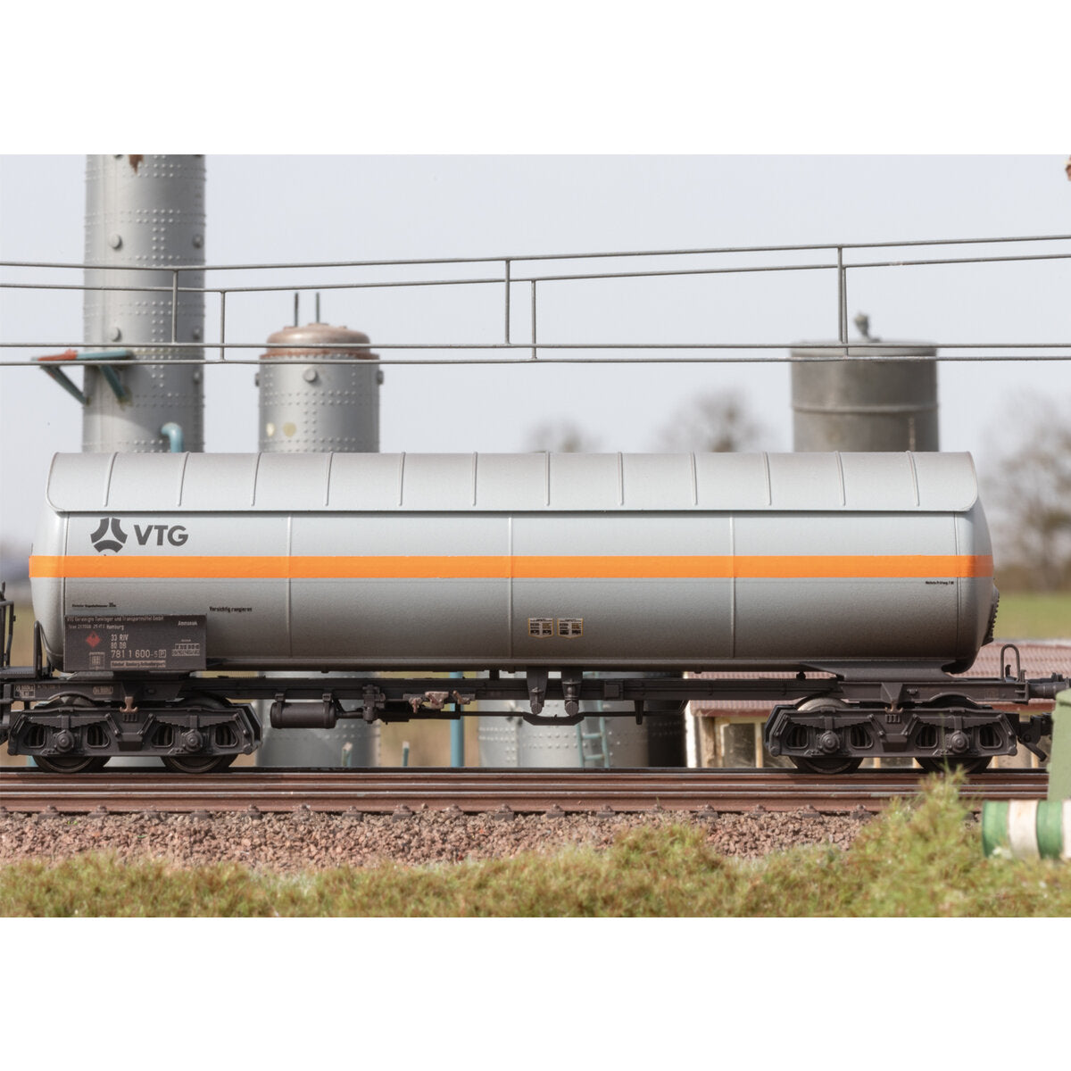 maerklin-48480-h0-druckgas-kesselwagen-7E4F14DB2.jpg