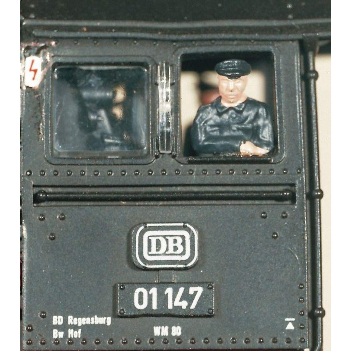 roco-lokfuehrer-heizer-BB4AEB481.jpg
