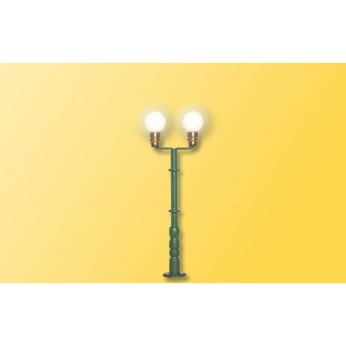 viessmann-kugelleuchte-zweiflammig-57-mm-3C07F3301.jpg
