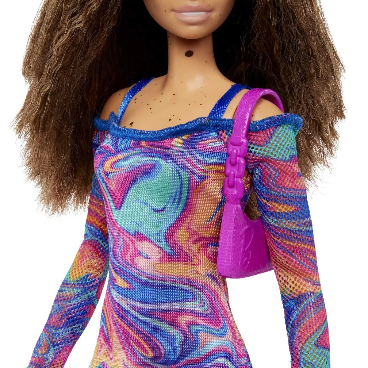 Barbie Fashionistas Puppe mit gekrepptem Haar und Sommersprossen