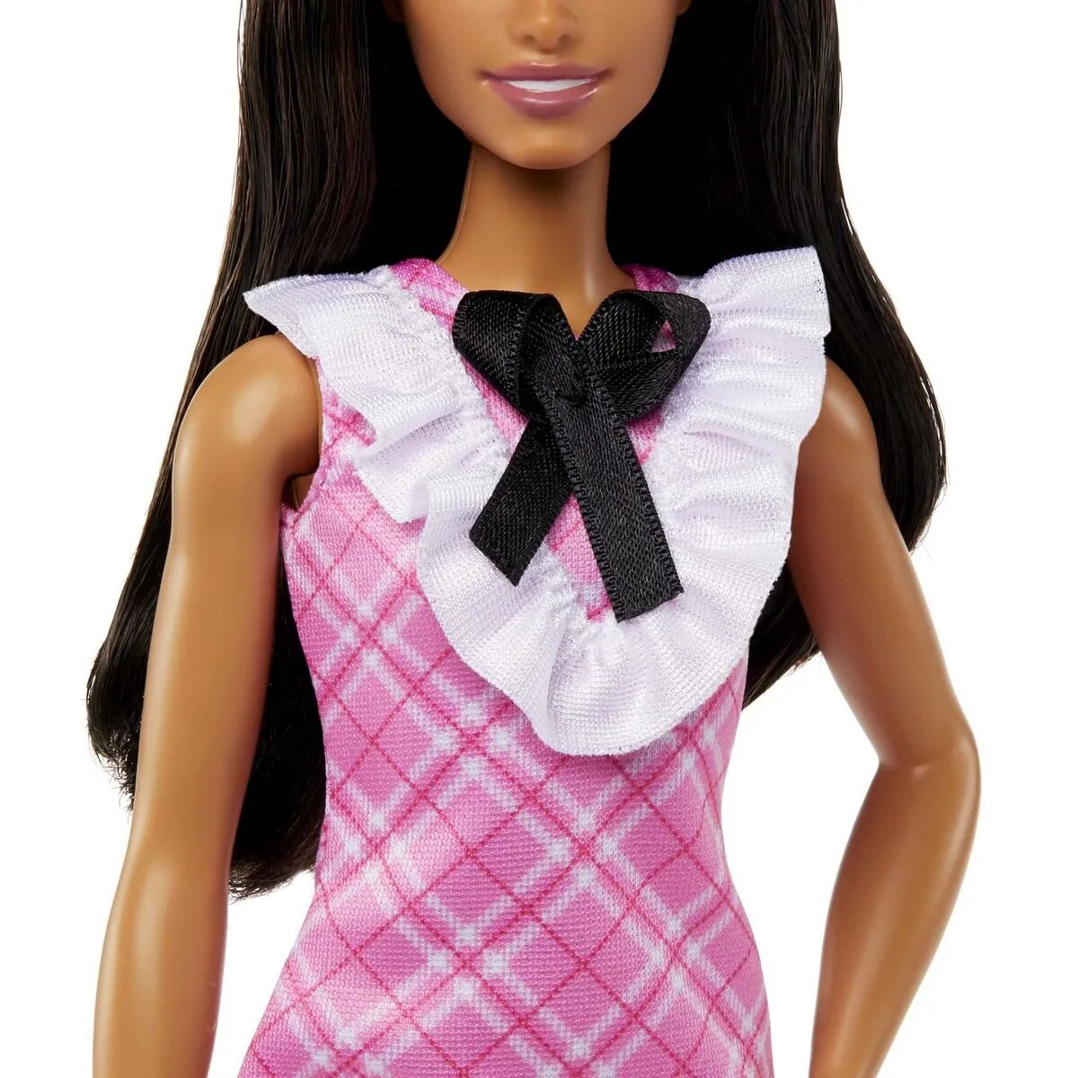 Barbie Fashionistas-Puppe mit schwarzem Haar und Karokleid