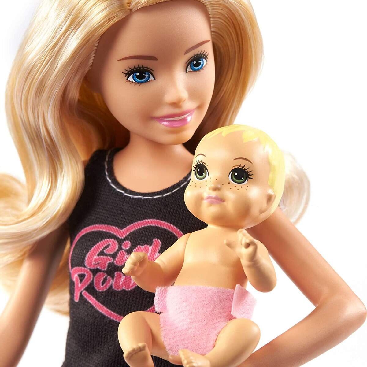 Barbie „Skipper Babysitters Inc.” Puppe + Baby/Accy Leggings