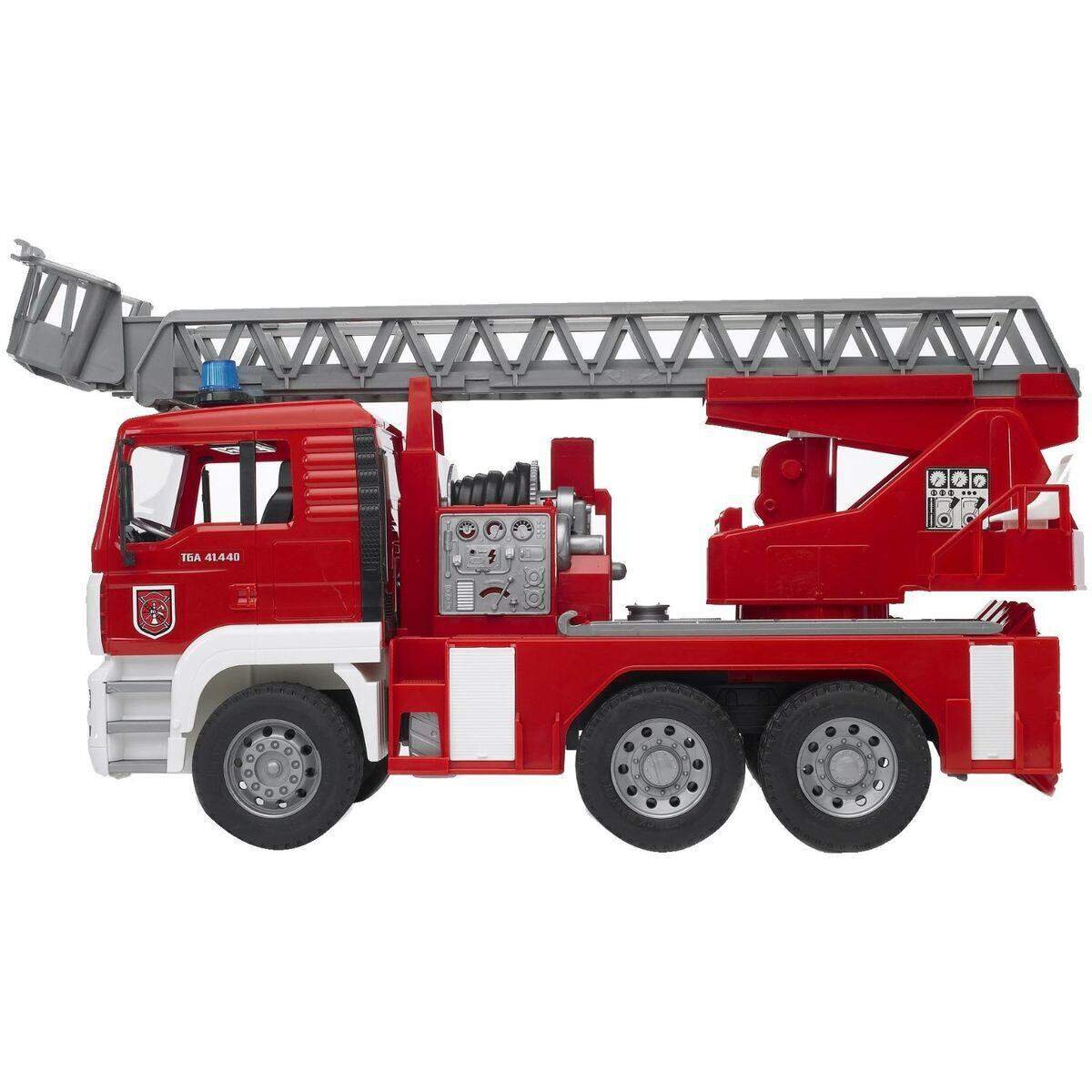 bruder-02771-man-tga-feuerwehr-396AAFAA2.jpg