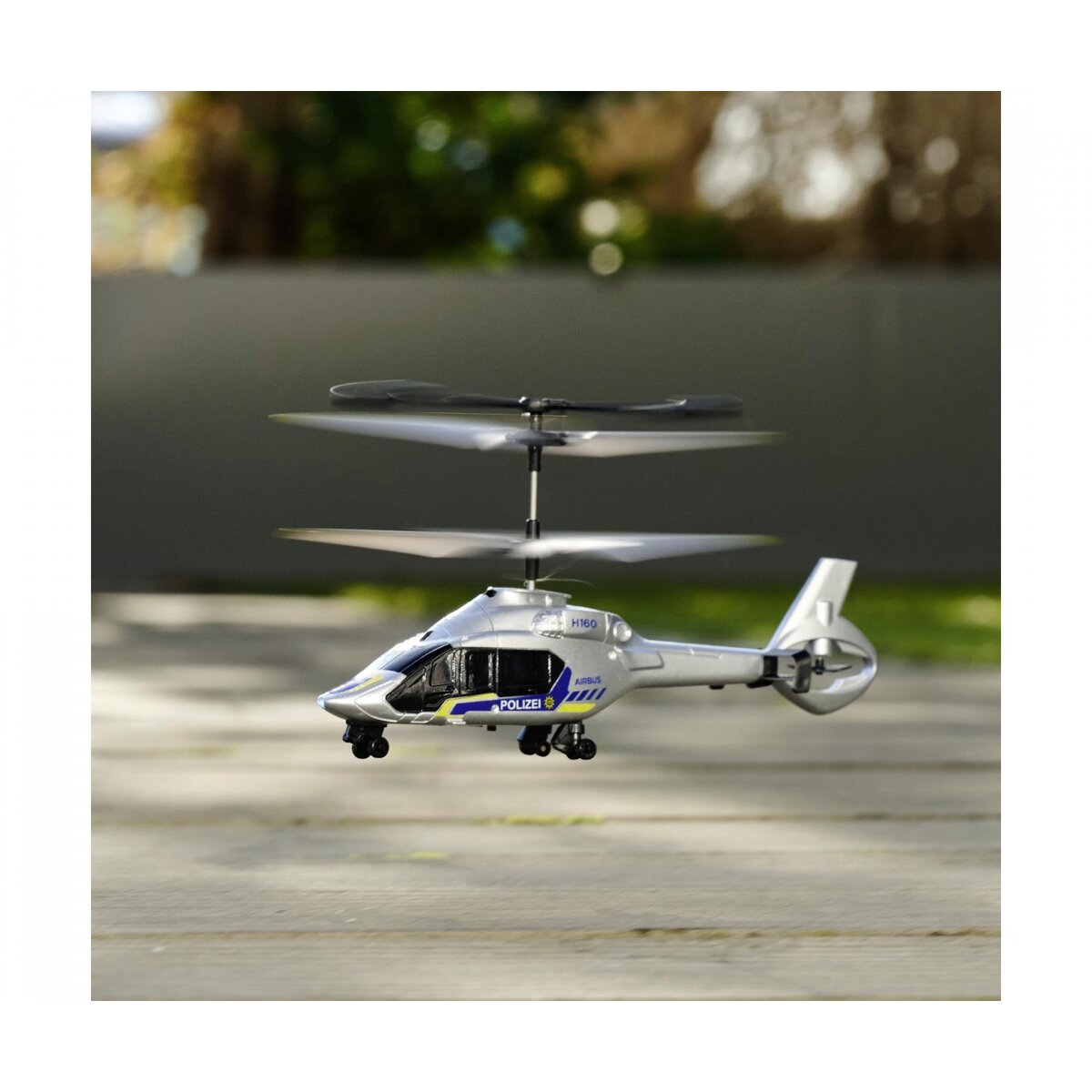 dickie-toys-rc-police-helicopter-10EF4E1D6.jpg