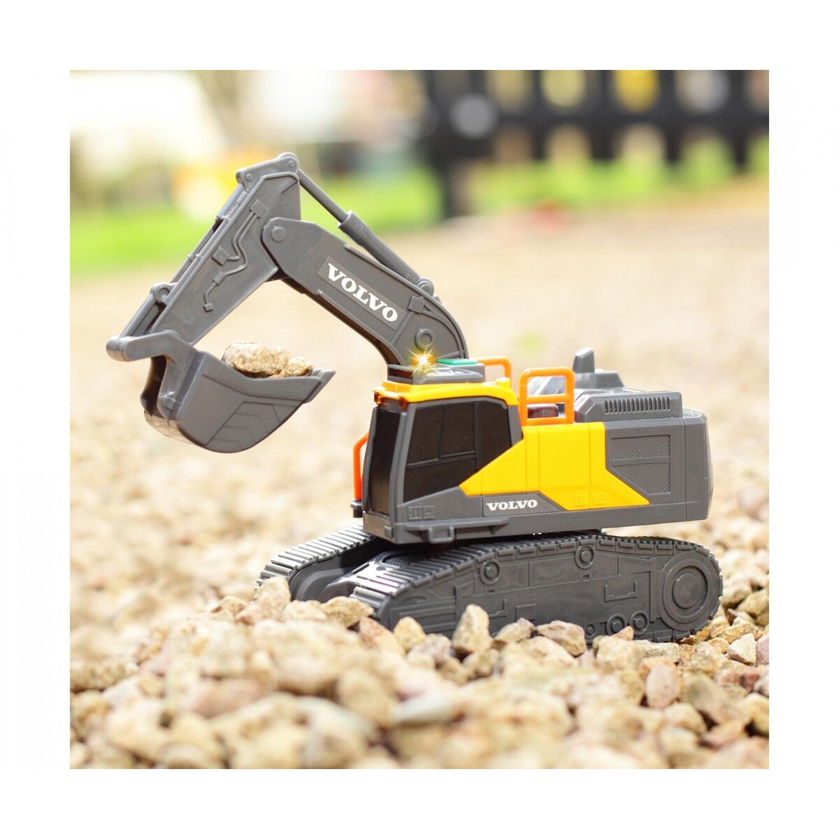 dickie-toys-volvo-tracked-excavator-A79F41665.jpg