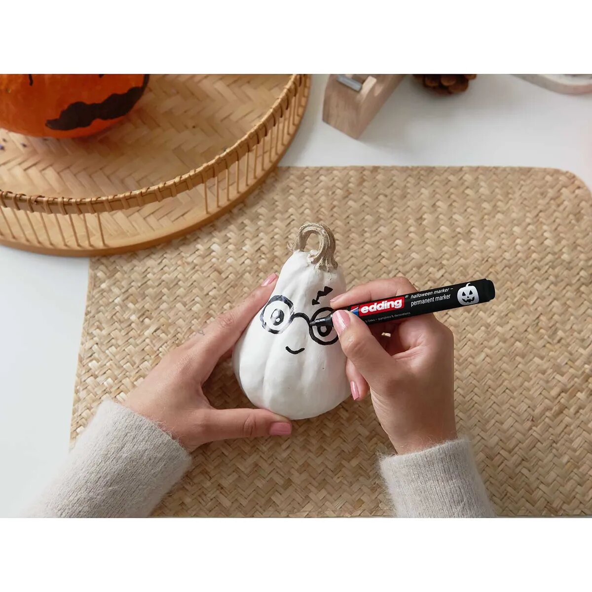 edding-3110-permanentmarker-halloween-limited-77BCE7EB7.jpg