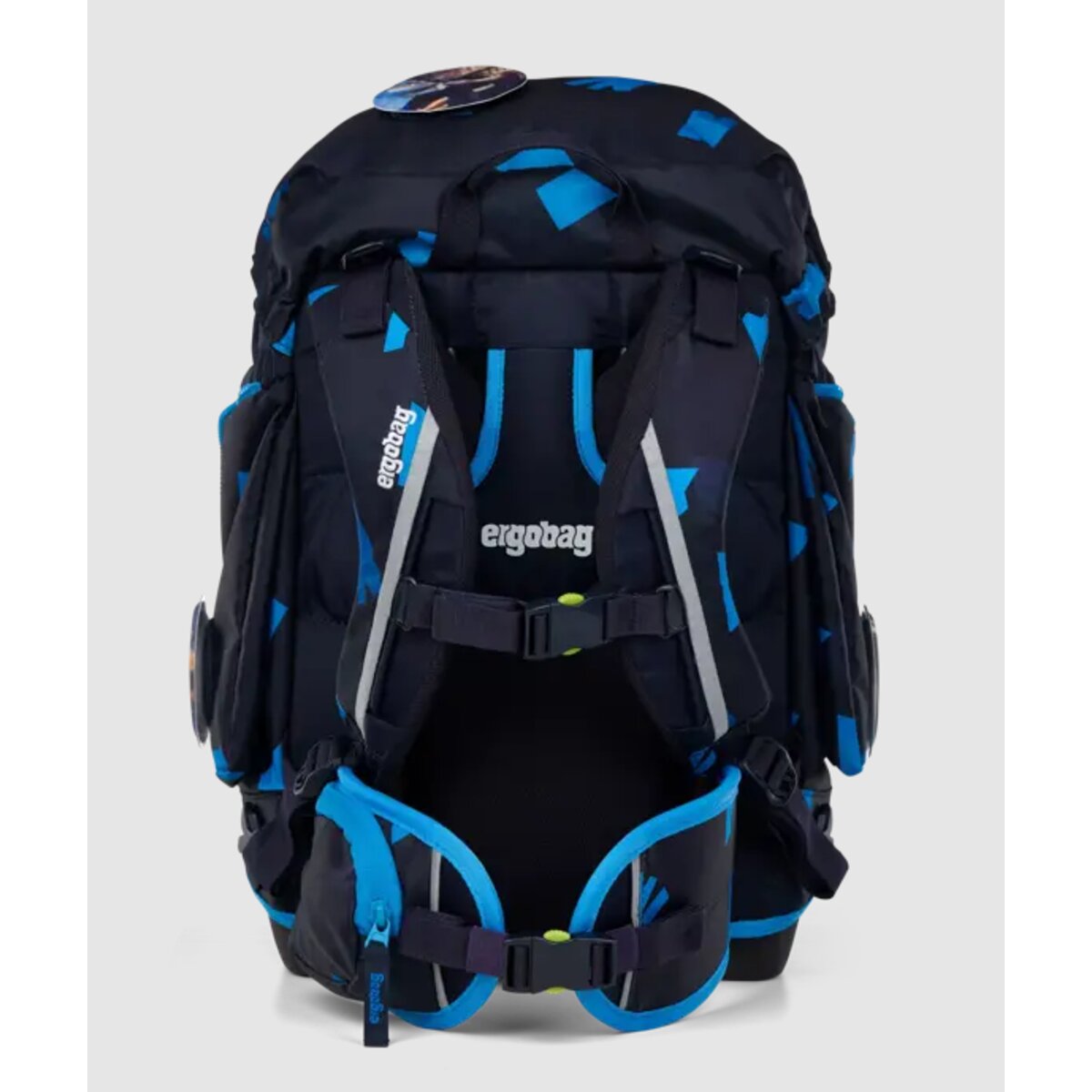 ergobag-pack-schulrucksack-set-verfolgbaerjagd-FF38D7673.jpg