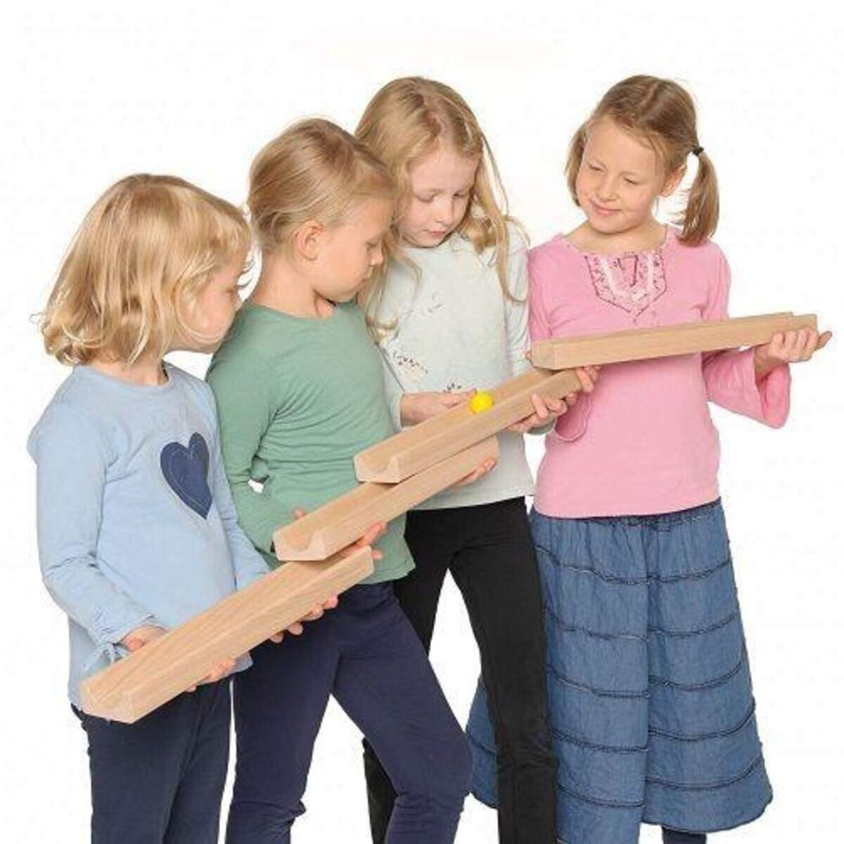 erzi-kooperationsspiel-teambahn-1E74B83B2.jpg