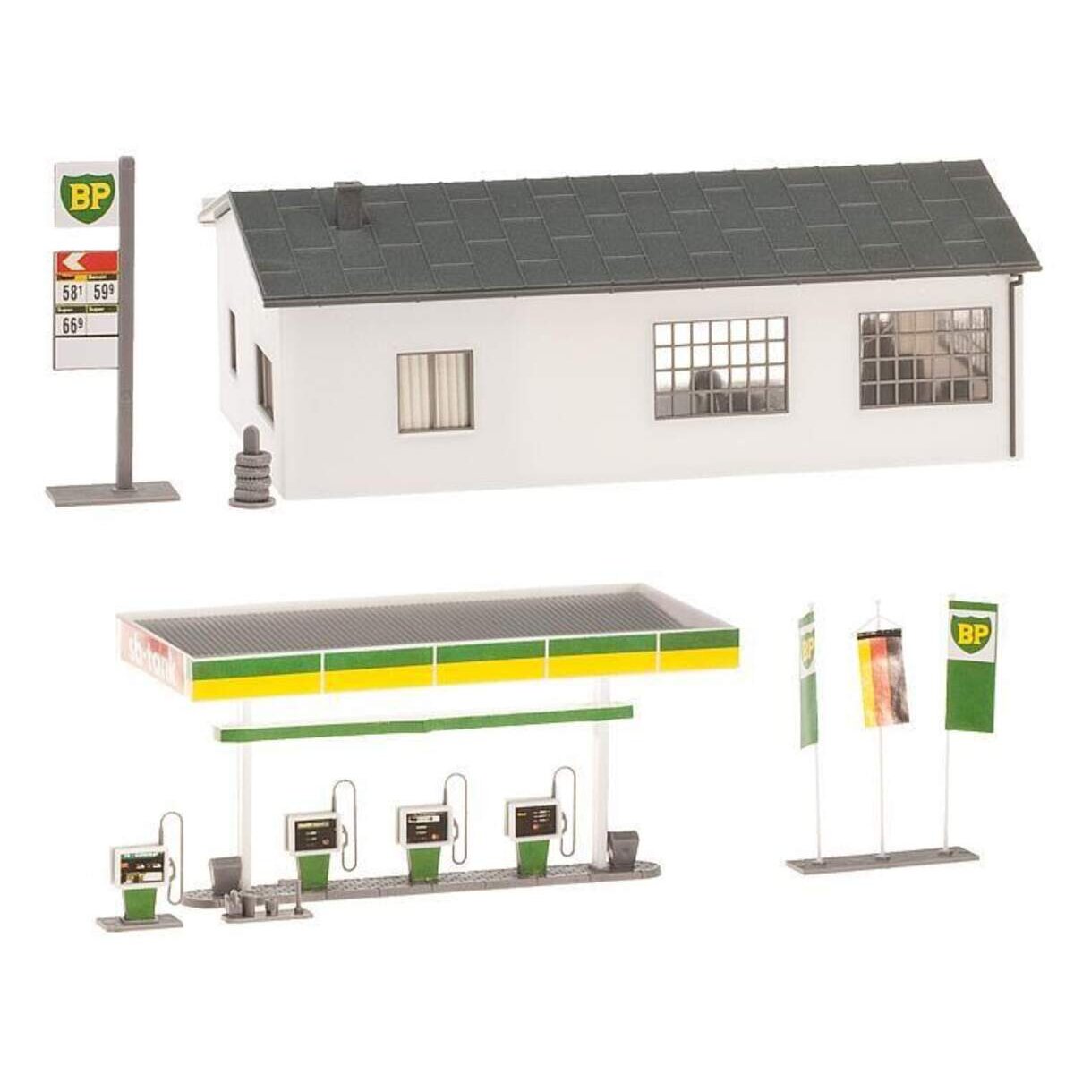 faller-tankstelle-mit-servicegebaeude-E2F956A82.jpg