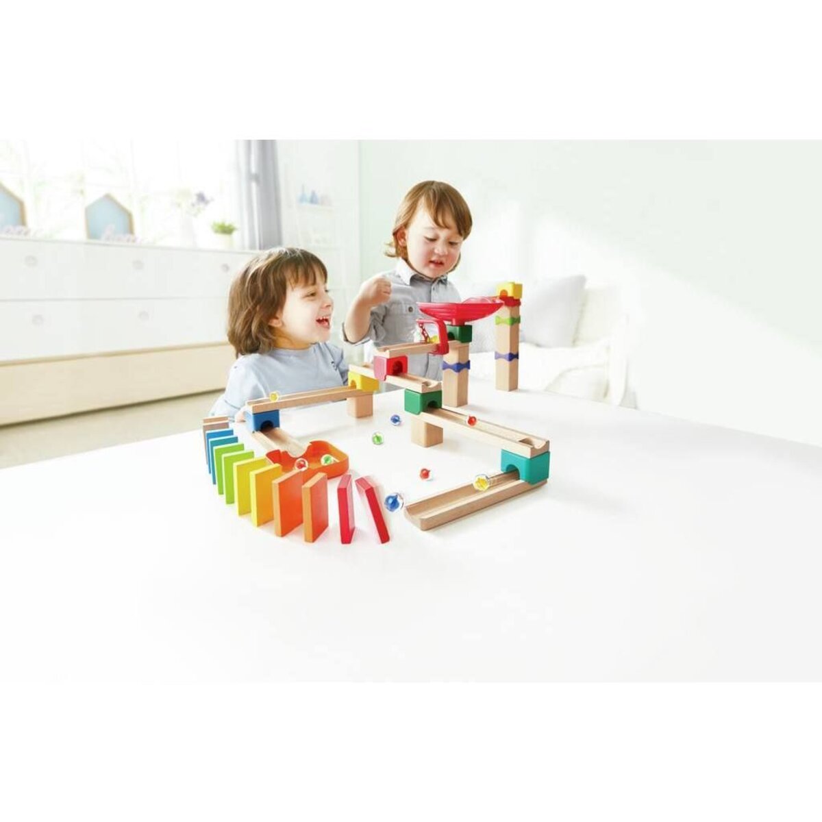 hape-erlebnis-murmelbahn-mit-domino-F61C35FD2.jpg