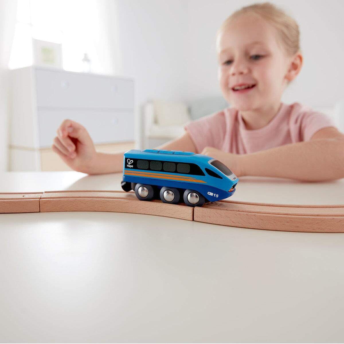 hape-ferngesteuerter-zug-089369C72.jpg