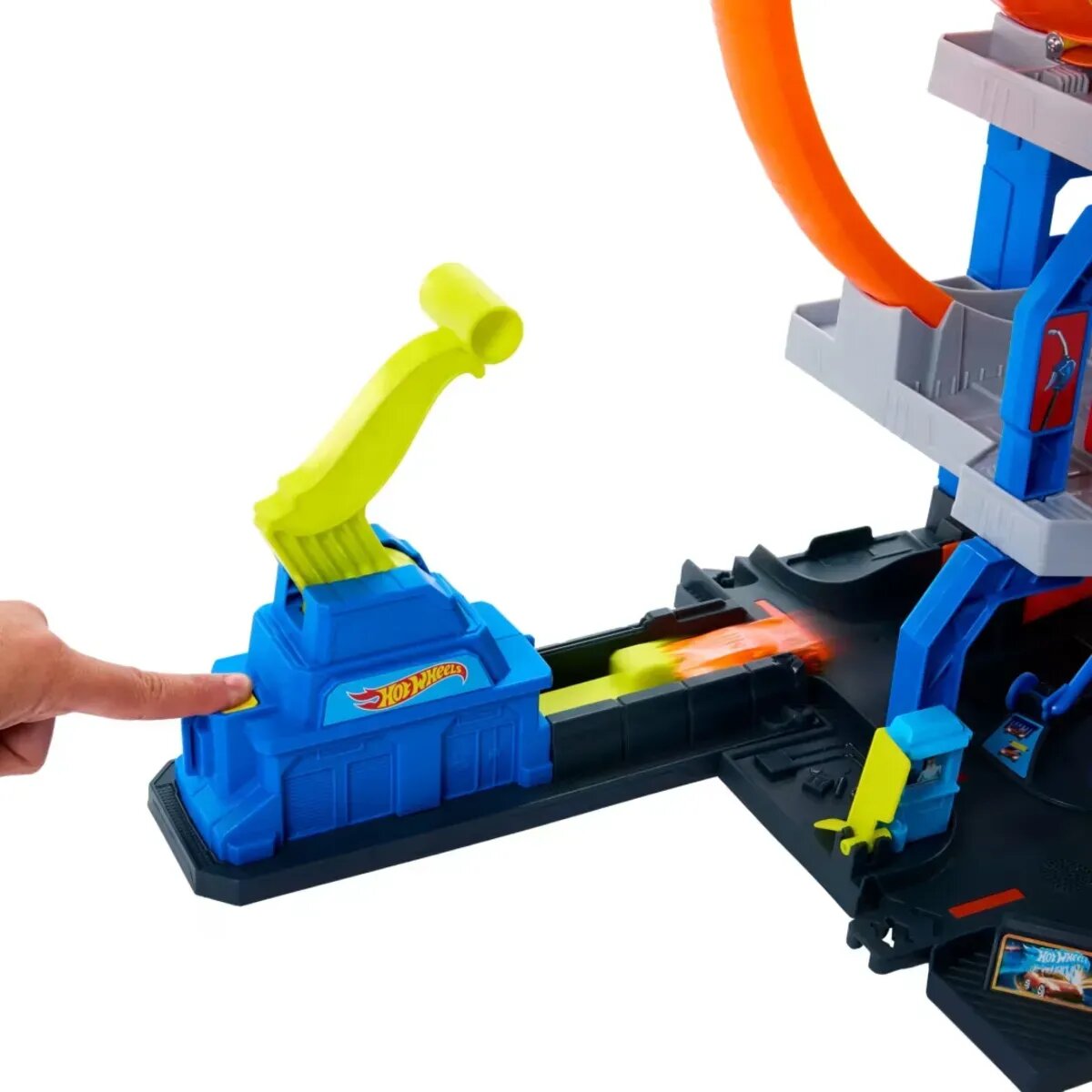 hot-wheels-city-mega-looping-0E6F5E6B4.jpg