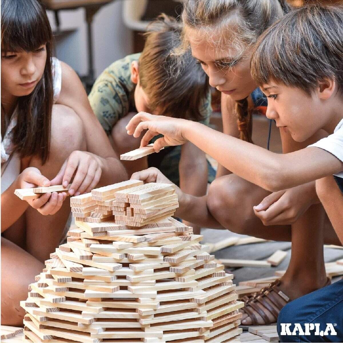 kapla-1000er-box-pinienholz-baukasten-05B56BA04.jpg