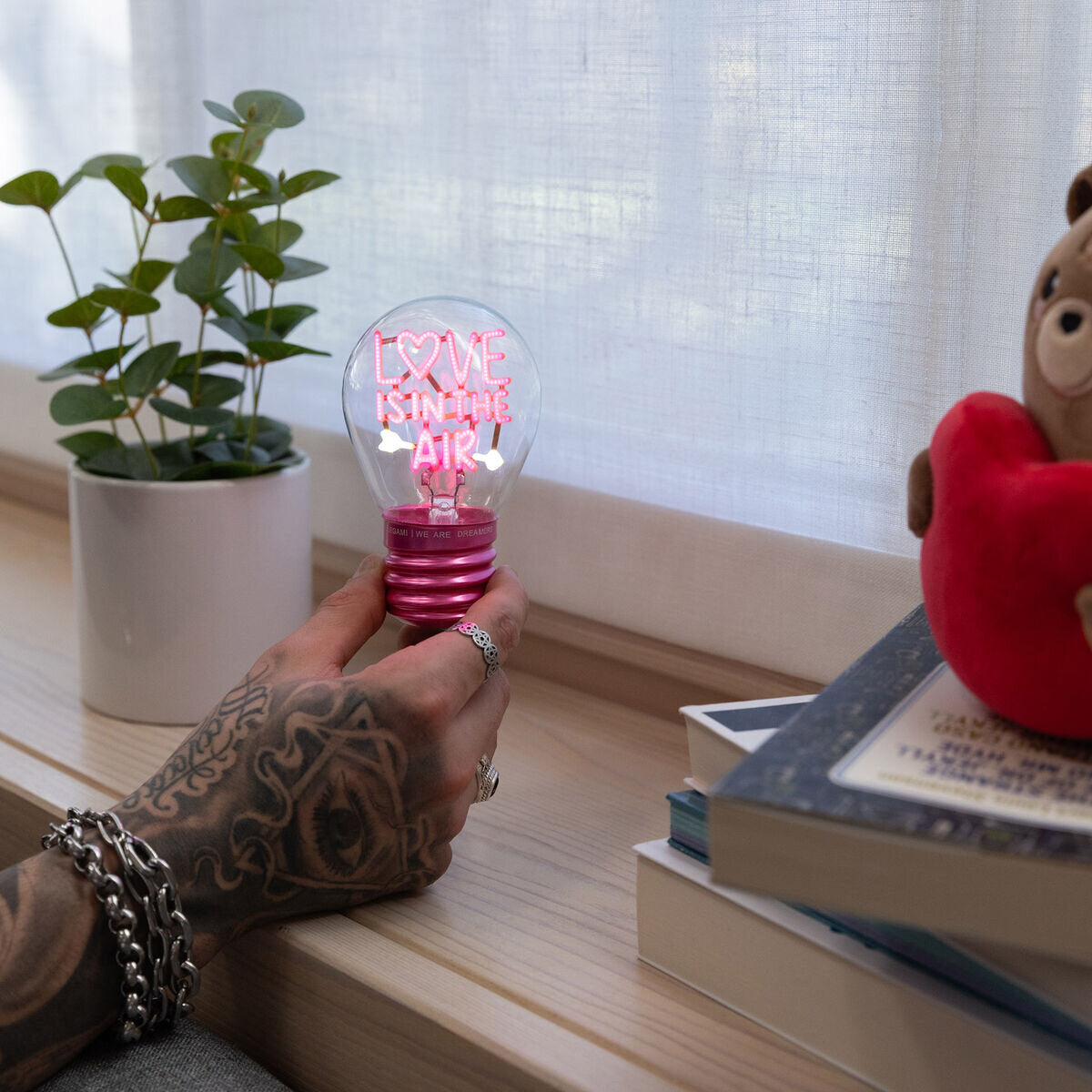 legami-clb0021-deko-tischlampe-in-4A2DC48E4.jpg