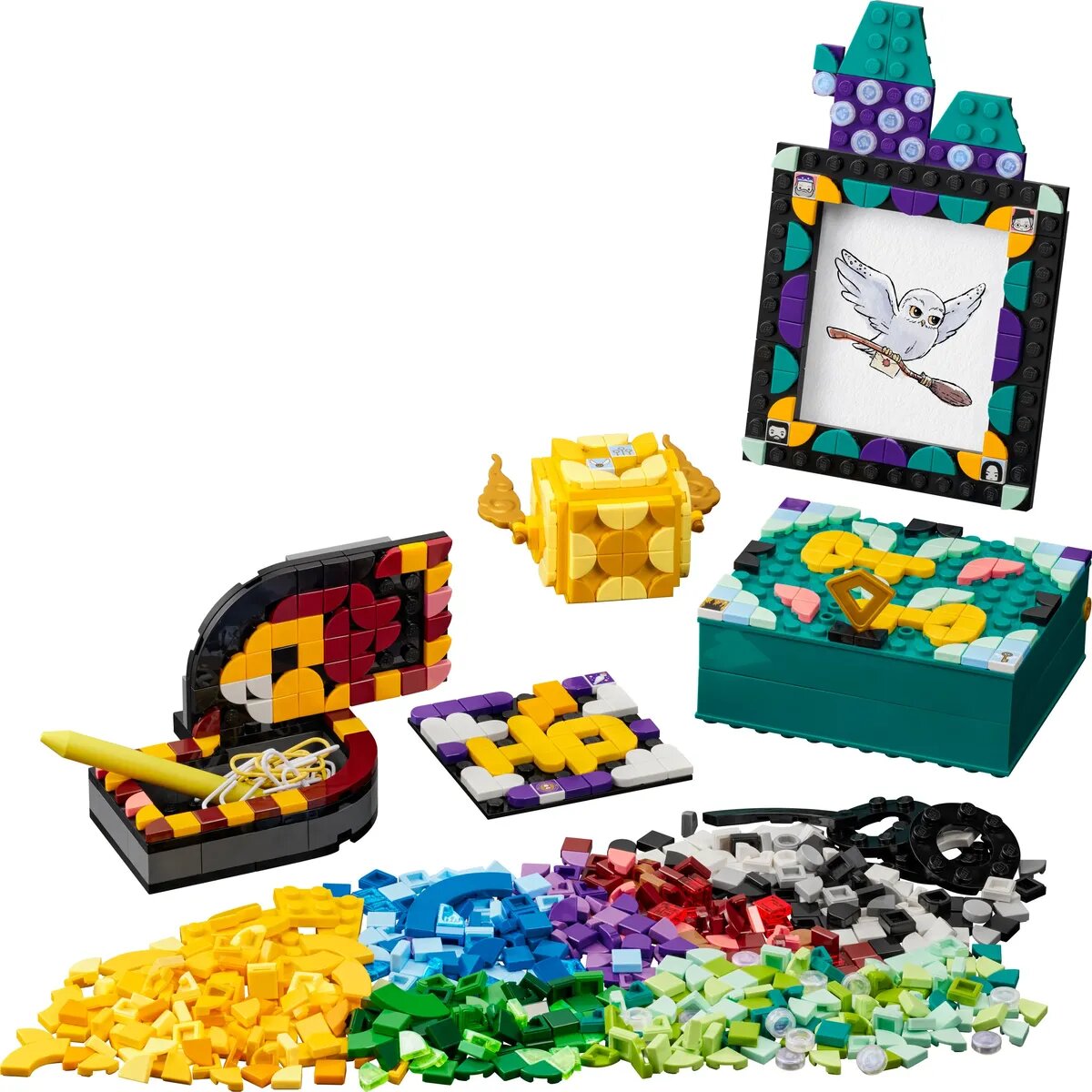 LEGO® DOTS 41811 Hogwarts™ Schreibtisch-Set