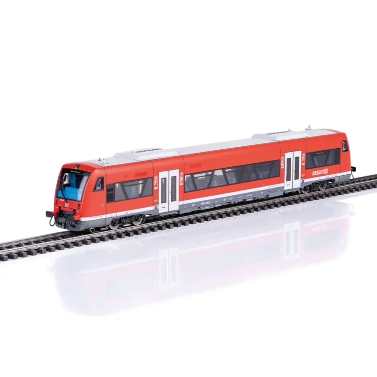maerklin-36965-ho-dieseltriebwagen-regio-F2B484912.jpg