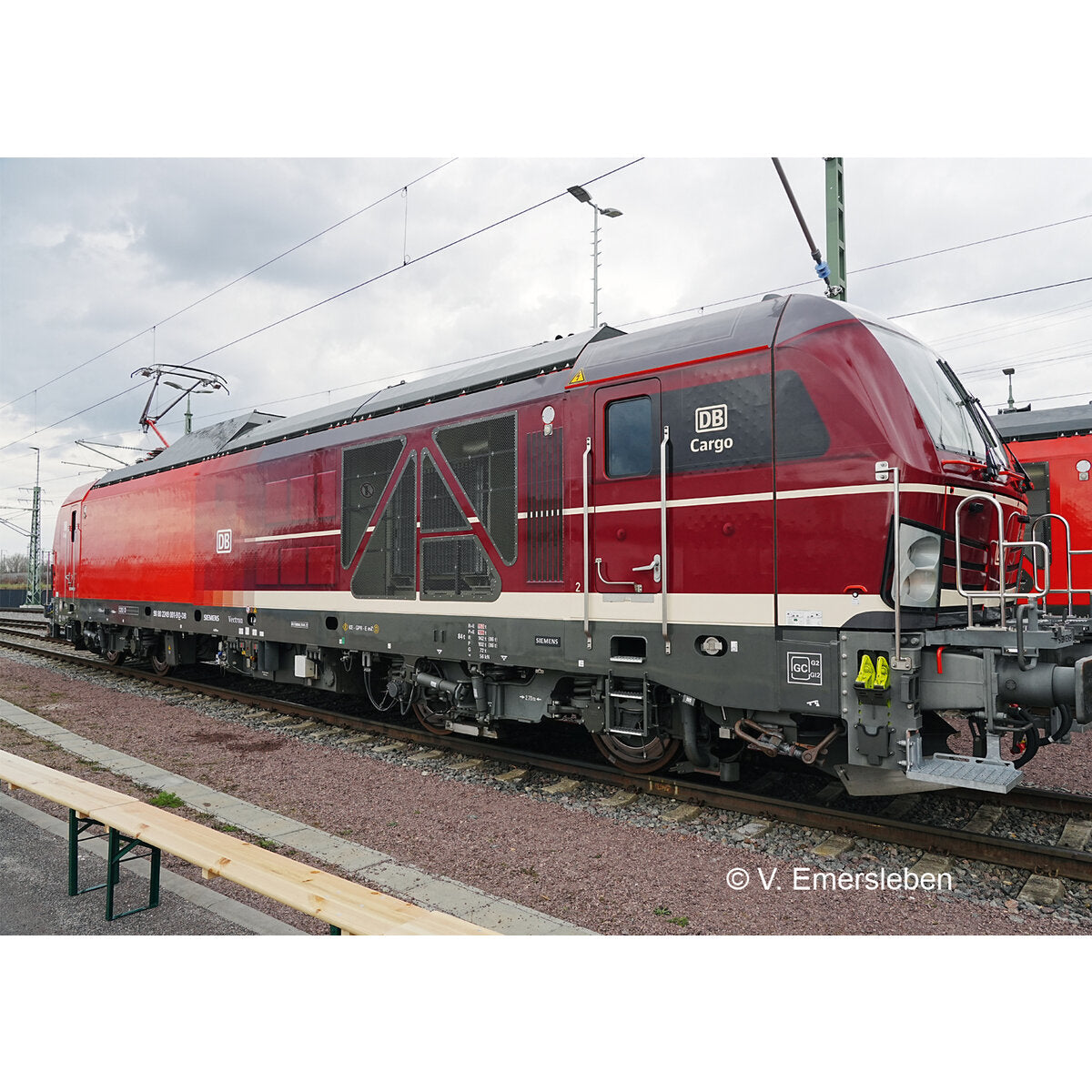 maerklin-39293-h0-zweikraftlokomotive-baureihe-19B0F7542.jpg