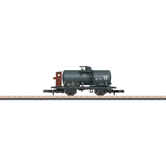 maerklin-82303-z-dienstgutkesselwagen-mit-B5D90DD41.jpg