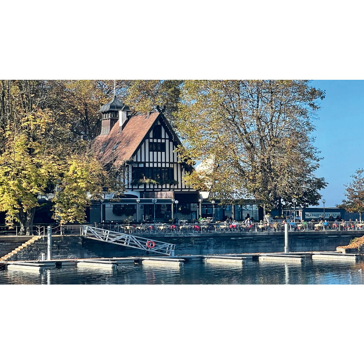 noch-66401-h0-wirtshaus-mit-36FA149D6.jpg
