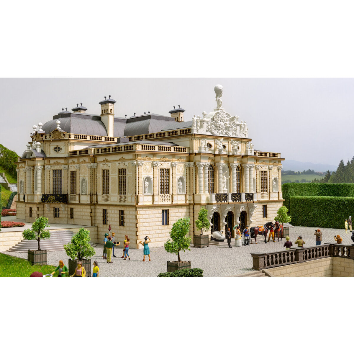 noch-66991-h0-schloss-linderhof-D88E3D1E2.jpg