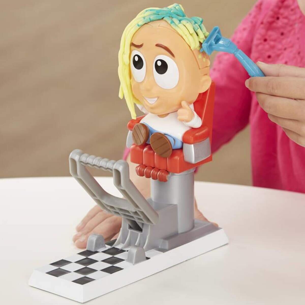 play-doh-verrueckter-freddy-friseur-8EA1A18D2.jpg