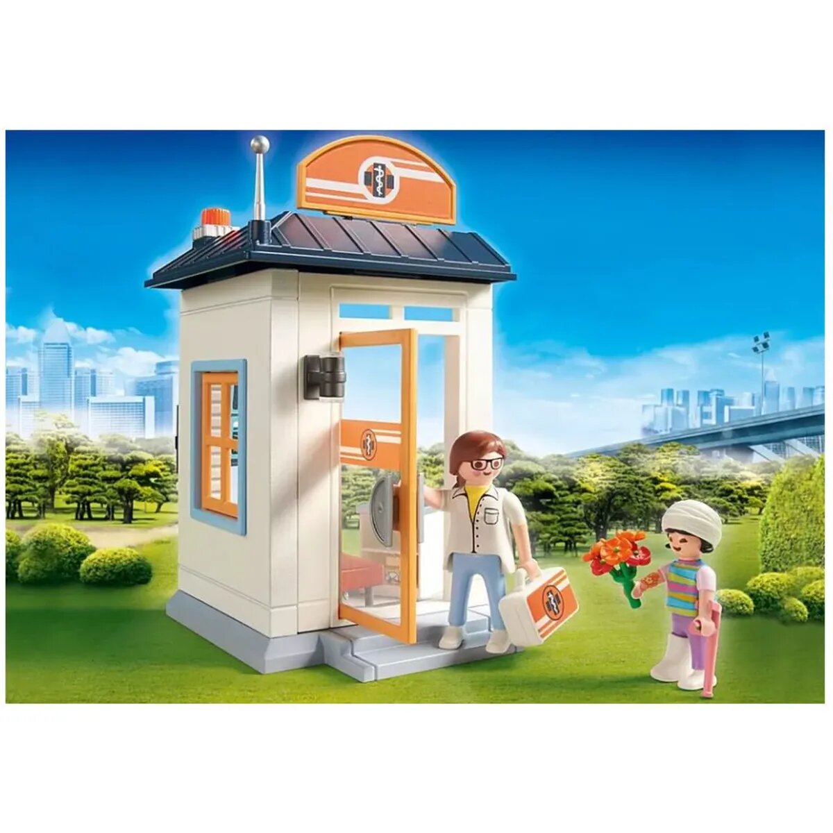 PLAYMOBIL® 70818 City Life - Starter Pack Kinderärztin