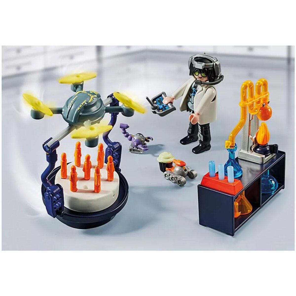 PLAYMOBIL® 71450 my Life - Forscher mit Robotern (50 Jahre PLAYMOBIL®)