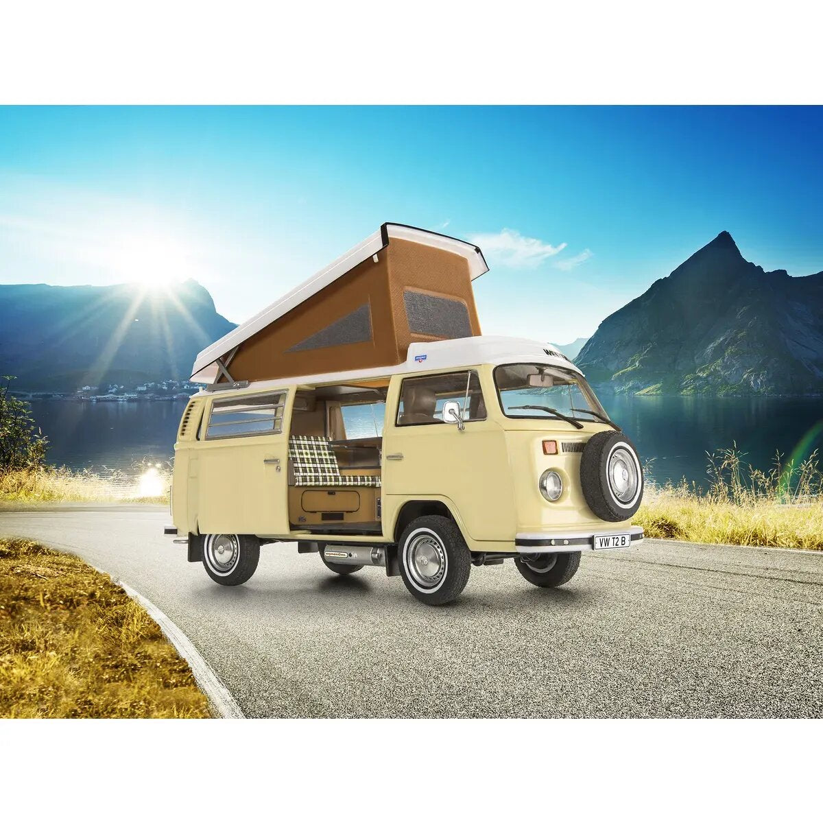 revell-07676-vw-t2-camper-08A2CCAB4.jpg