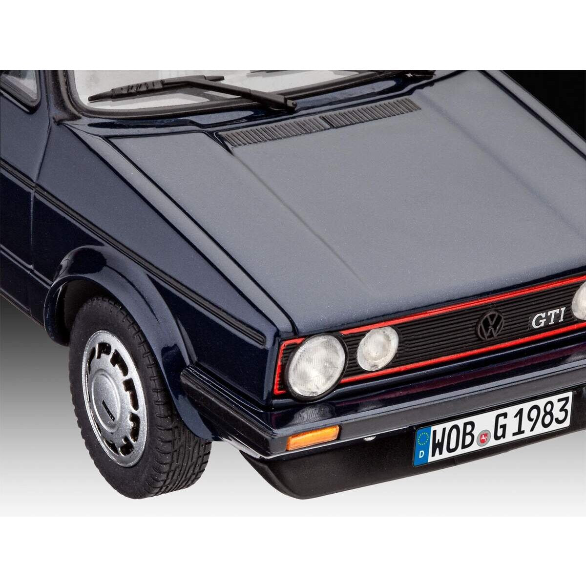 Revell "35 Years Volkswagen Golf GTI Pirelli"