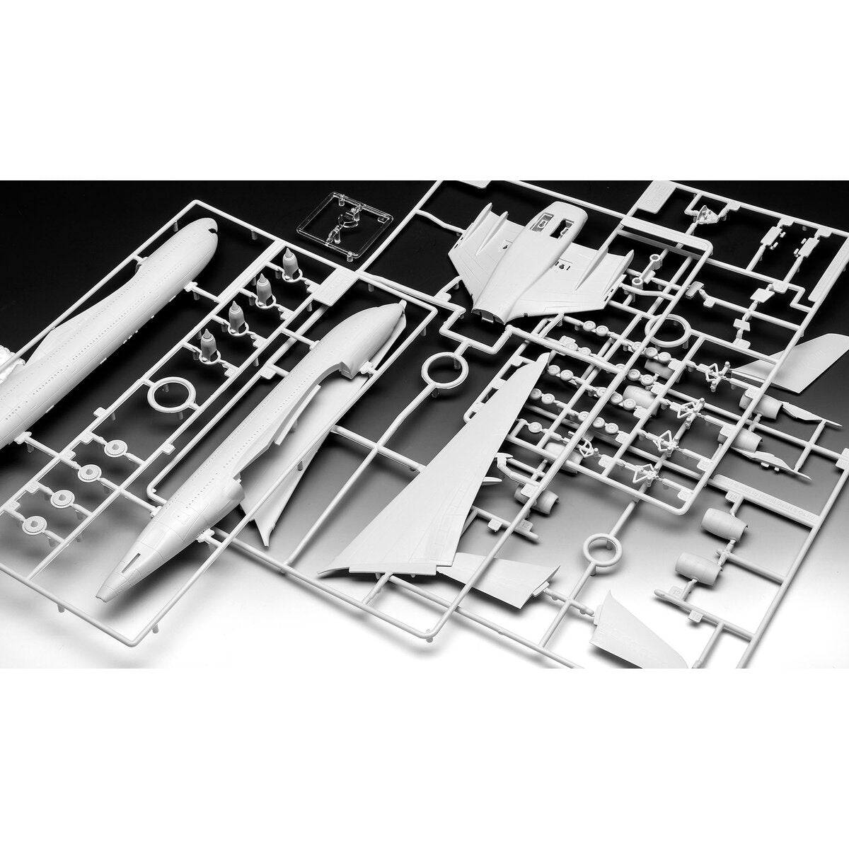 revell-airbus-a380-8DEA7CD56.jpg