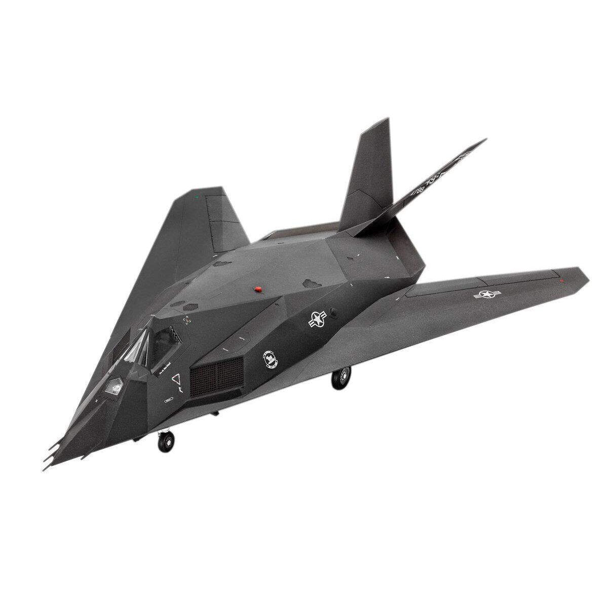 Revell F-117A Nighthawk Stealth Fighter 1:72