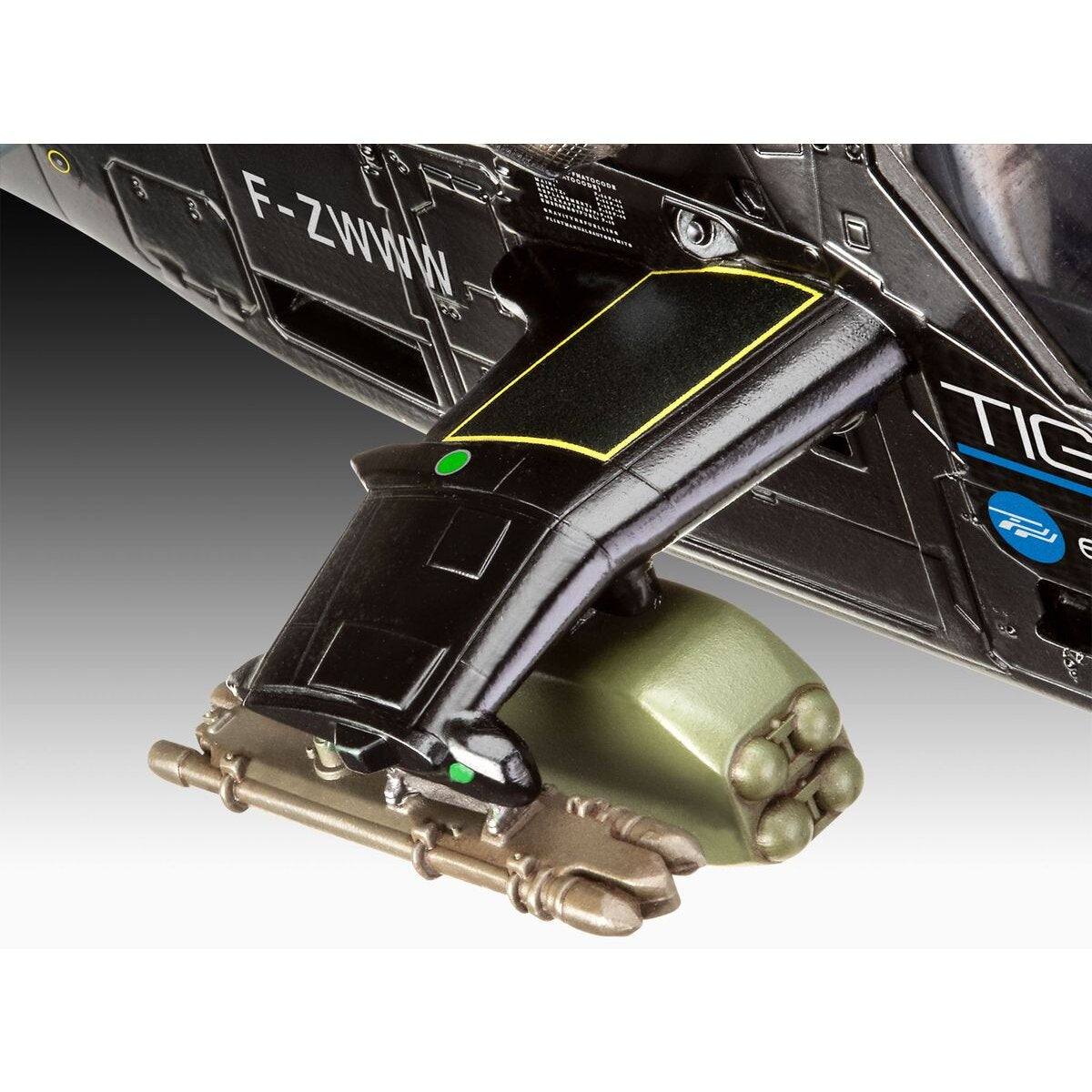 revell-geschenkset-james-bond-eurocopter-B6D4EC2F5.jpg