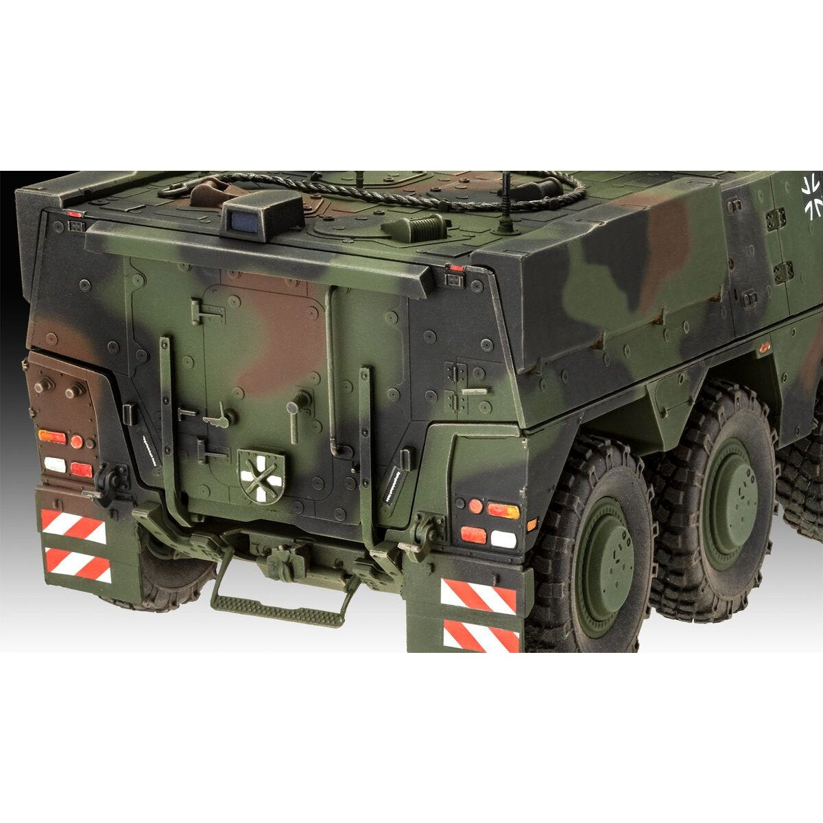 revell-gtk-boxer-gtfz-E72DDD6B4.jpg