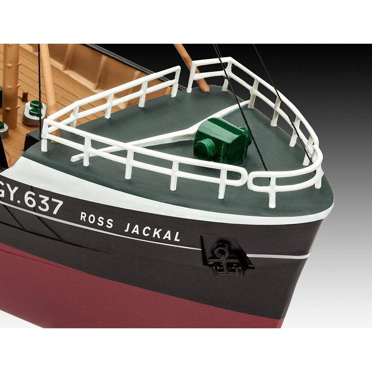 revell-north-sea-trawler-massstab-B984B91C2.jpg