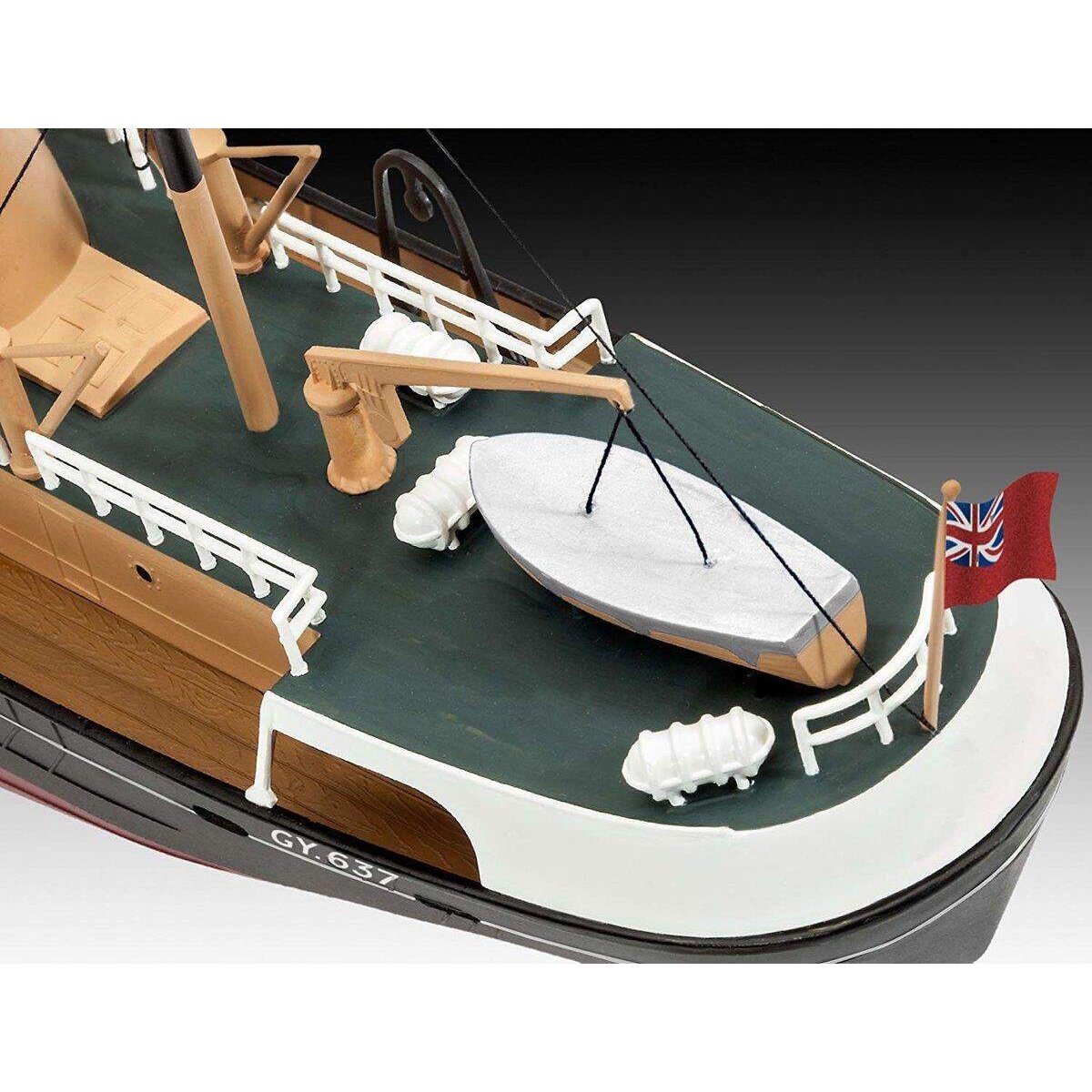 revell-north-sea-trawler-massstab-B984B91C5.jpg