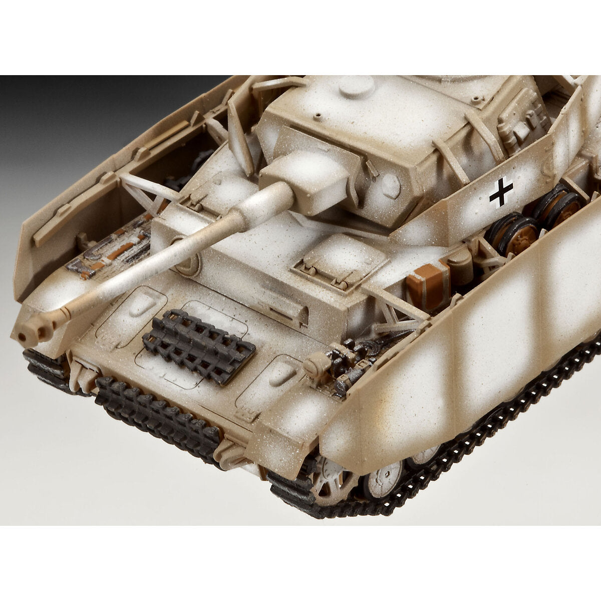 revell-pzkpfw-iv-ausfh-30557FFD3.jpg