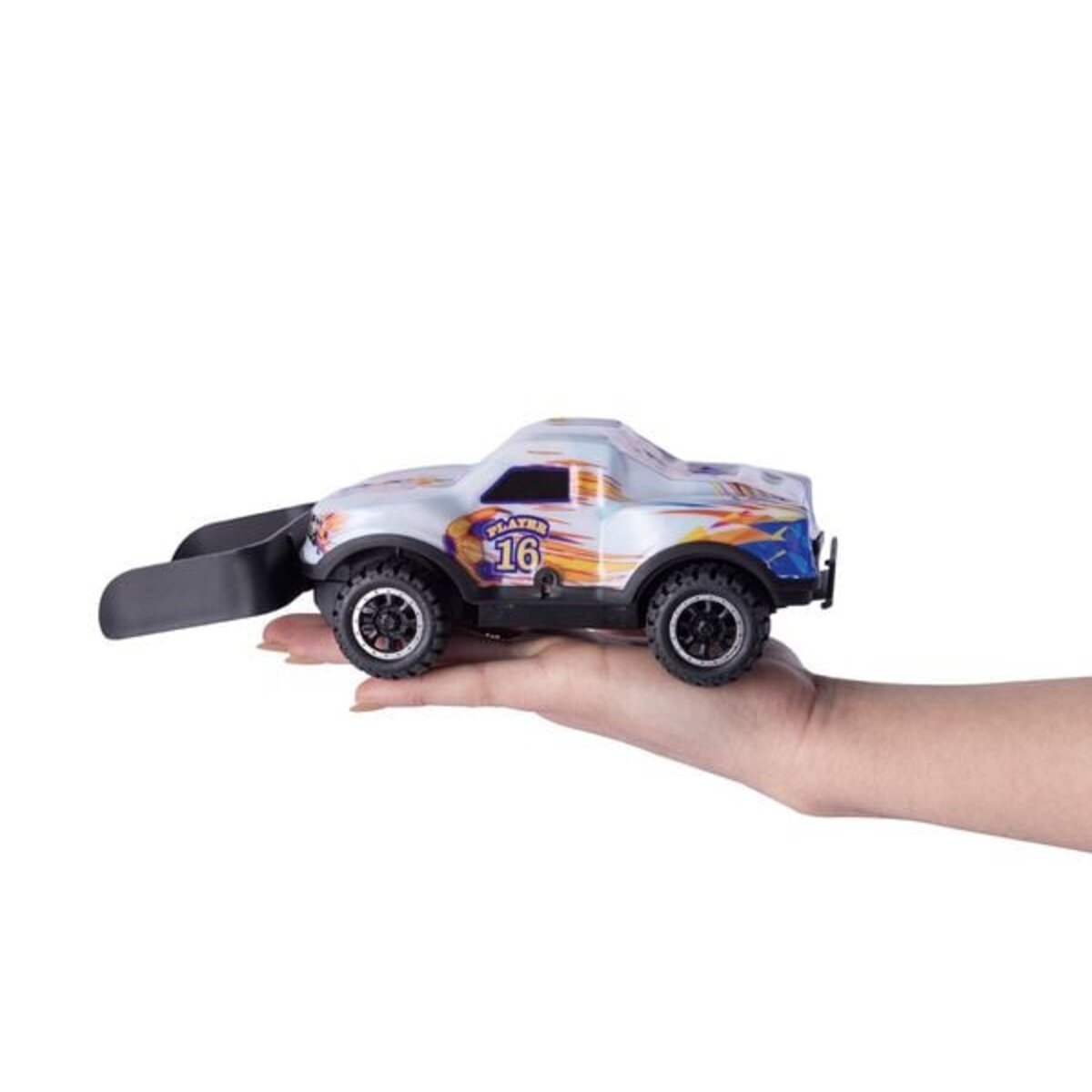 revell-rc-car-revell-football-210B149C2.jpg
