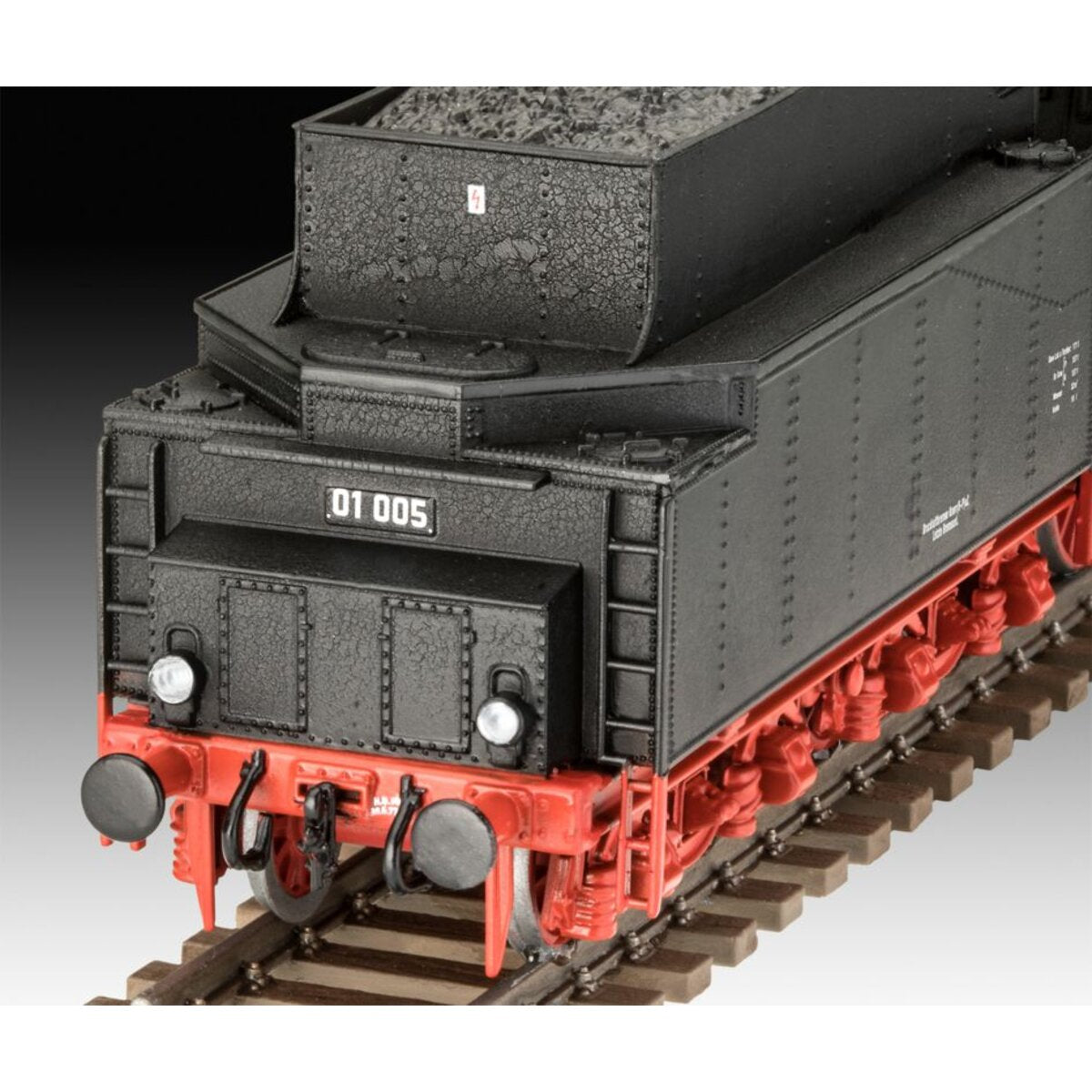 Revell Schwere Schnellzuglok BR01 mit Tender 2'2' T32