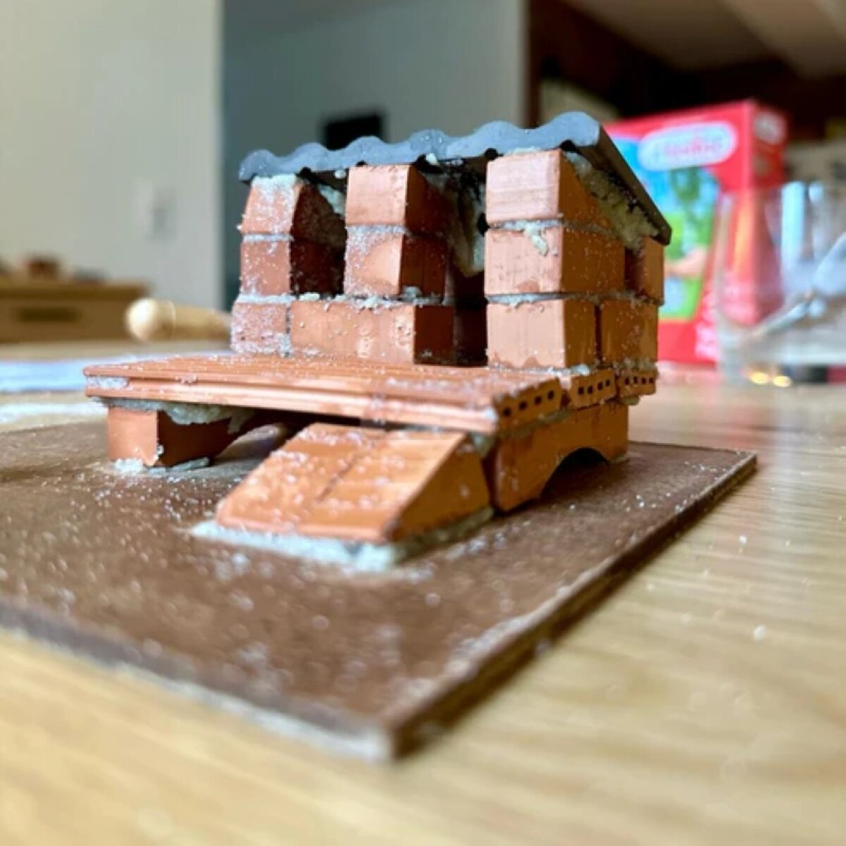 teifoc Hühnerstall Bausett mit 2 Hennen 1 Hahn