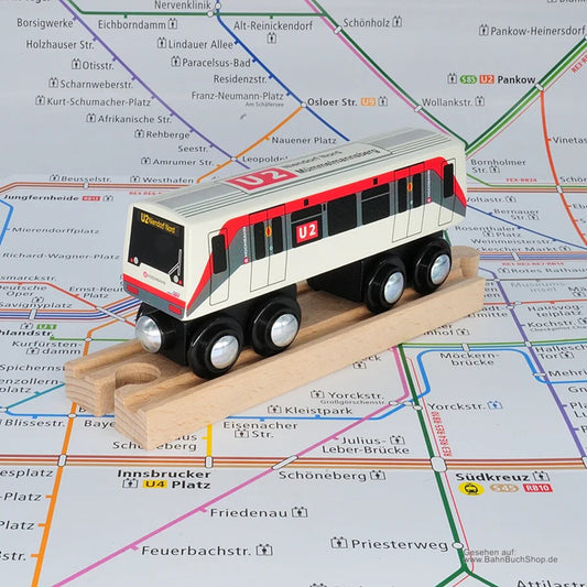 tiny-trainz-holz-u-bahn-70E1591C1.jpg