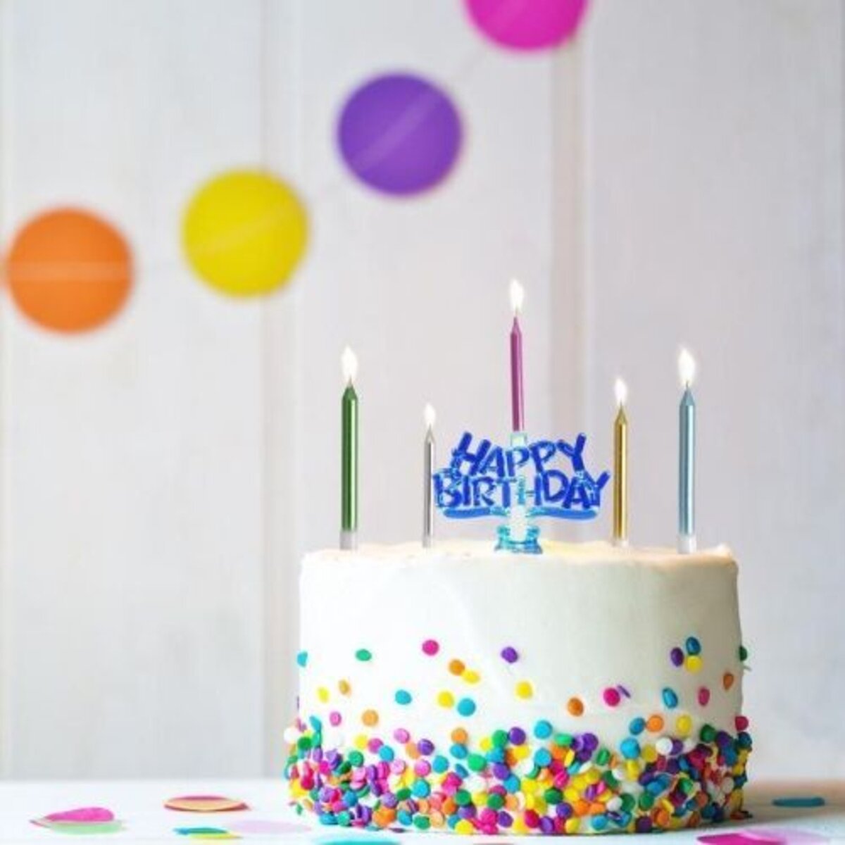 trendhaus-birthday-fun-led-kerzenhalter-1D6A1B2D3.jpg